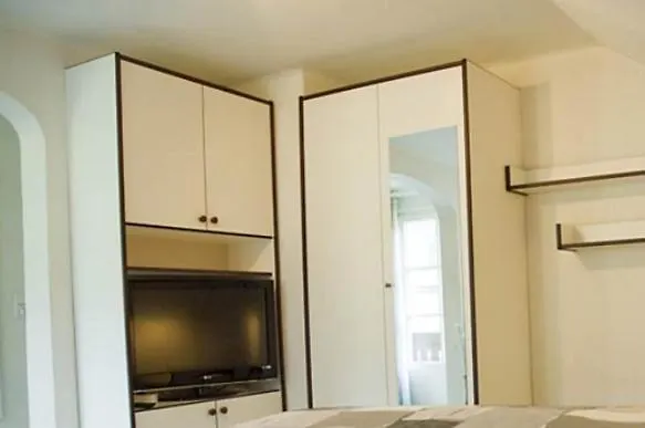 아파트먼트 비젠엑 *